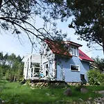 Dom wakacyjny House With Private Garden And Sauna Klodno (Pomerania)