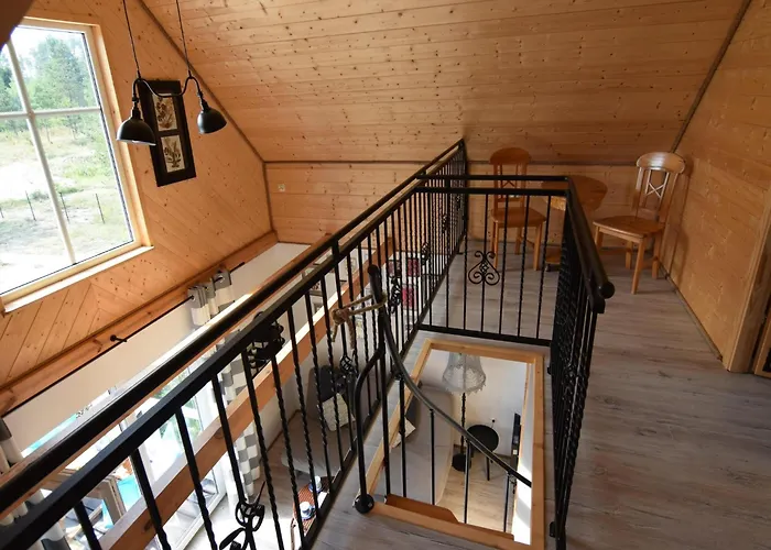 Дом отдыха House With Private Garden And Sauna