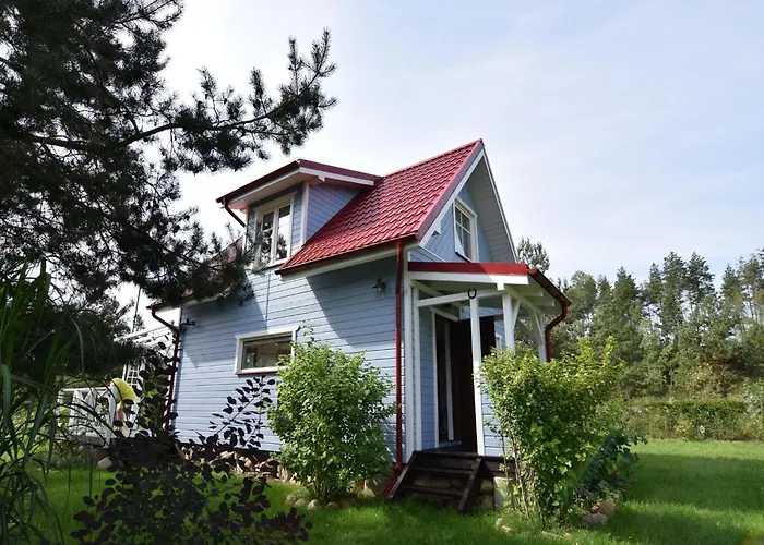 Дом отдыха House With Private Garden And Sauna