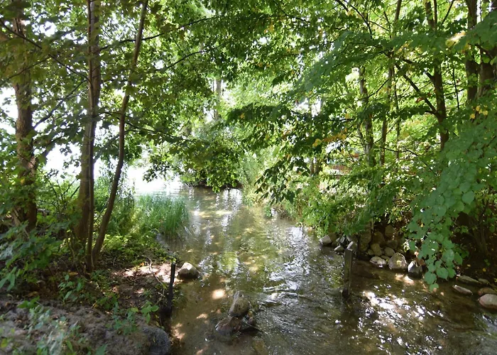 Дом отдыха House With Private Garden And Sauna